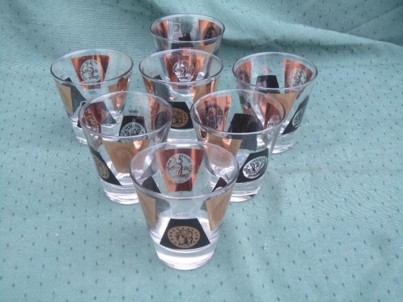 lot 135 image: 7 Coin Glasses  &nbsp...