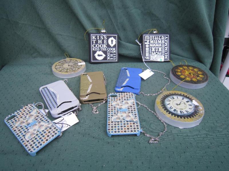 lot 144 image: NEW Box of Misc ornaments and pho...