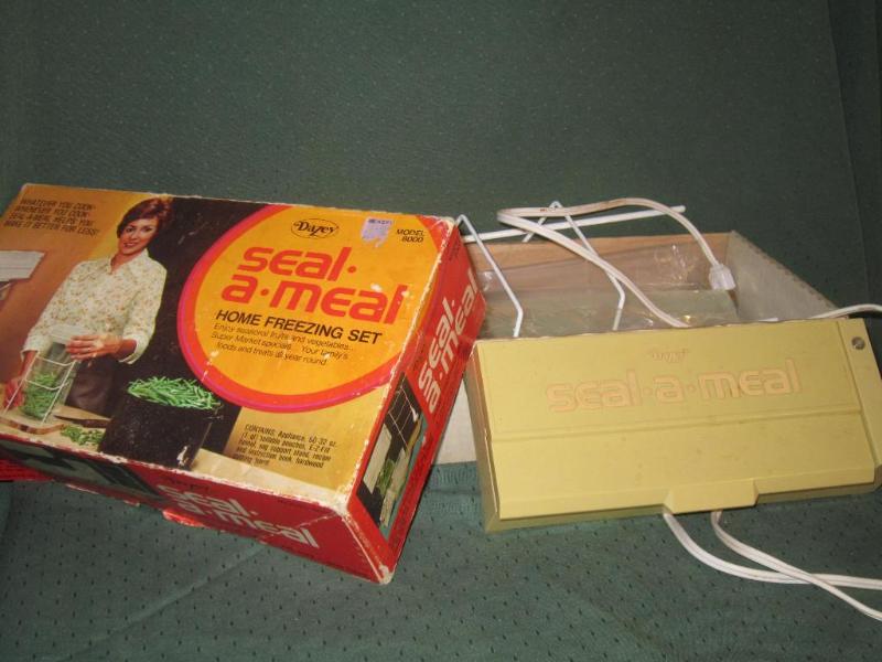 lot 170 image: Dazey Seal a Meal ...