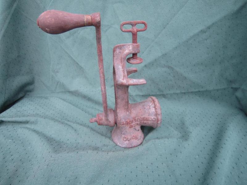 lot 29 image: Meat Grinder no 40 The New Connetic...