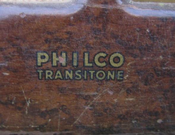 lot 41 image: Old Philco Transitone Radio Model N...