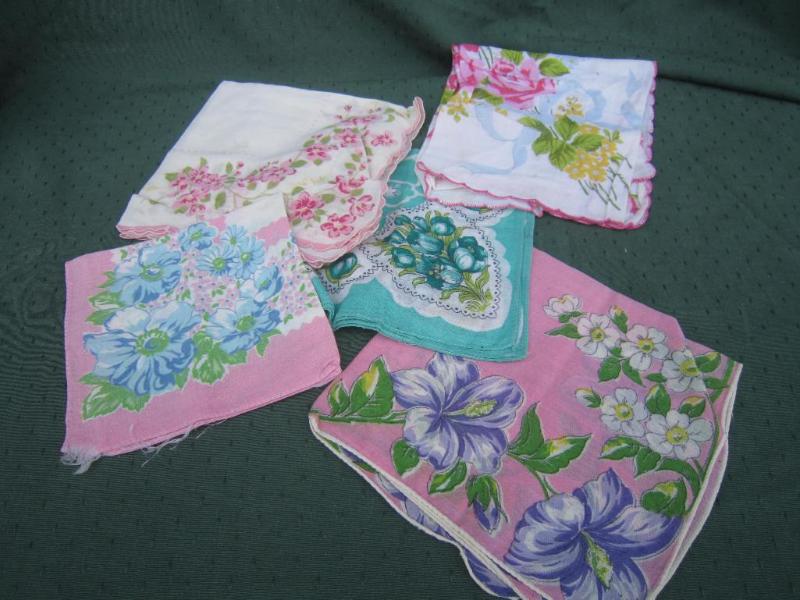 lot 95 image: 5 Old Hankies...