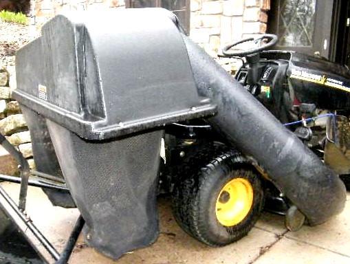 lot 3 image: Bagger System for Lawn Mower - MTD&...