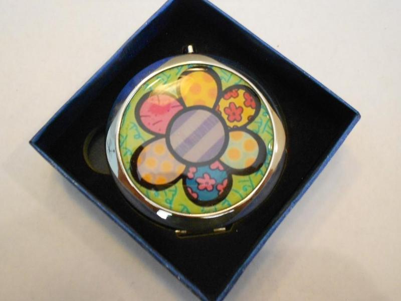 Decorative pocket mirror. &nbspNEW...