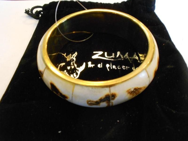 Zumani Bone Bracelet hand made, com...