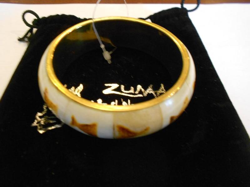 Zumani Bone Bracelet hand made, com...