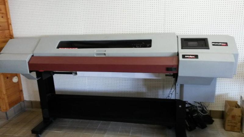 lot 11 image: DisplayMaker Espirit 62 Series XII Printer