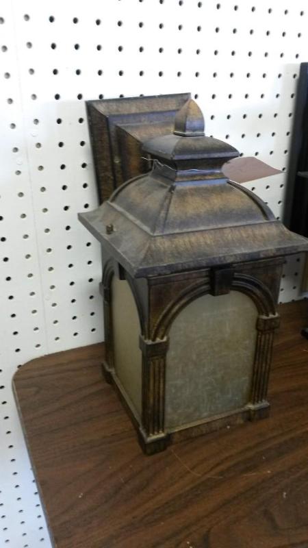 lot 35 image: Essex Aluminum Outdoor Designer Lamp