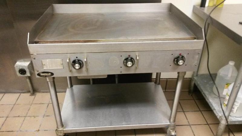 lot 4 image: 36Flat Top Grill