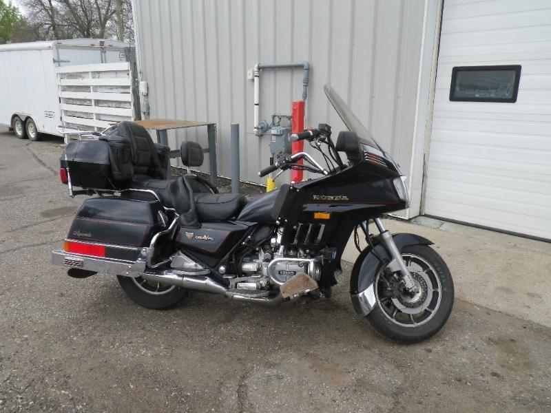 1984 Honda Goldwing Aspencade, Runs...