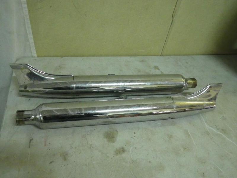 Harley Whale fin mufflers...
