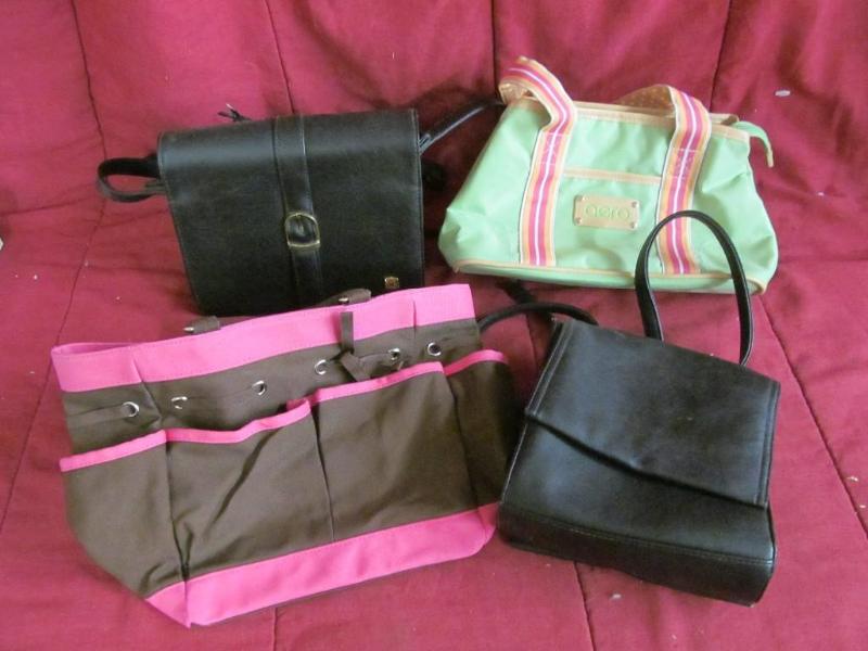lot 151 image: Large Collection of Hand Bags -- Ae...