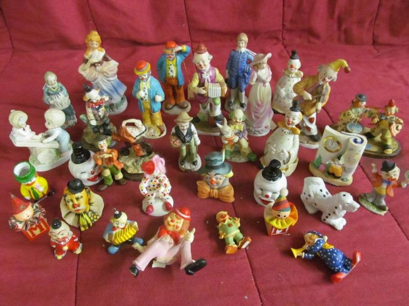 lot 175 image: Large Collection of Figurines ...