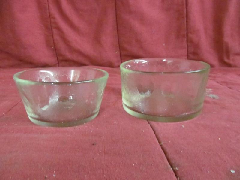 lot 190 image: Pair of Valentine Bowls by Pilgrim ...