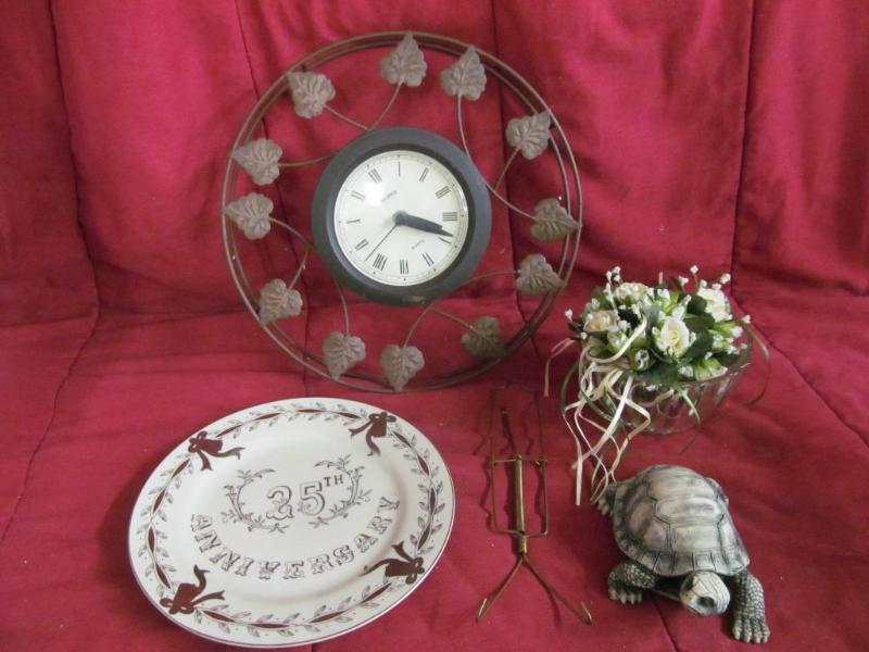 lot 215 image: Wall Clock, 25th Anniversary Plate ...
