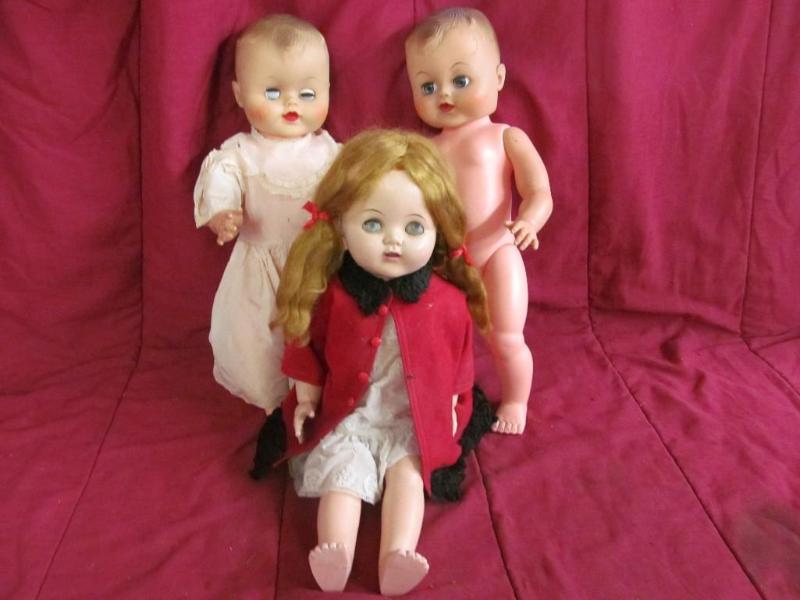 lot 23 image: 3 Vintage Dolls 20" to 22"...