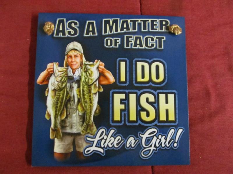 lot 236 image: Vintage Wood Sign, I Do Fish, 8&quo...