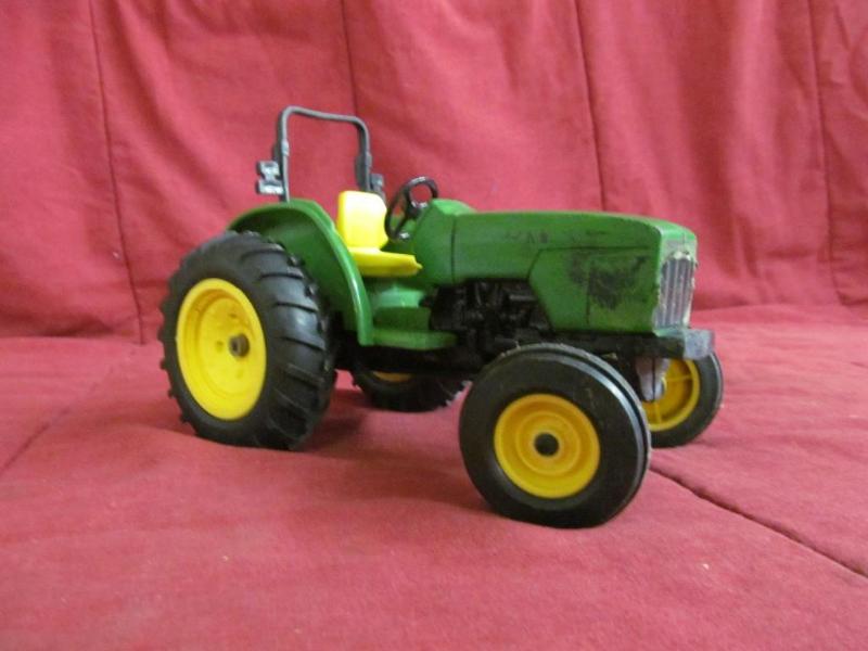 lot 239 image: 8" Metal John Deere Tractor...