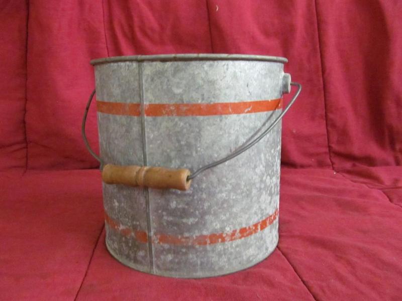 lot 246 image: Anglers Choice Bucket...