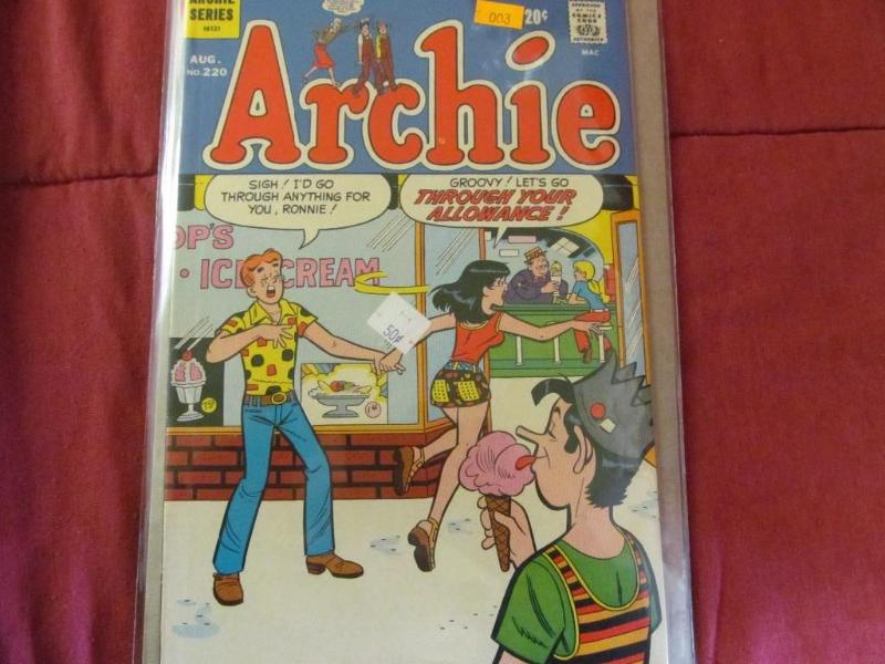 lot 3 image: Archie series .20 Aug #220 Archie...