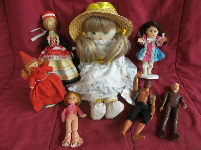 lot 66 image: Variety of Dolls -- Little Red Ridi...