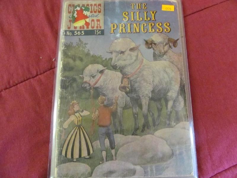 lot 9 image: Classic Illustrated Jr. .15 Apr. #5...
