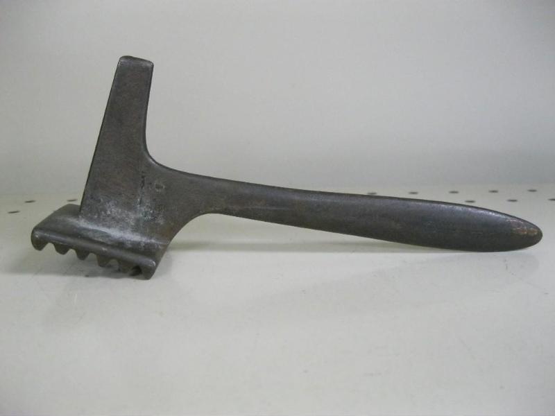 Vintage Cast Iron Meat Tenderizer&n...