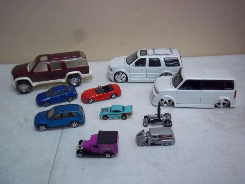 Lot Of Various Metal Cast Cars Some...