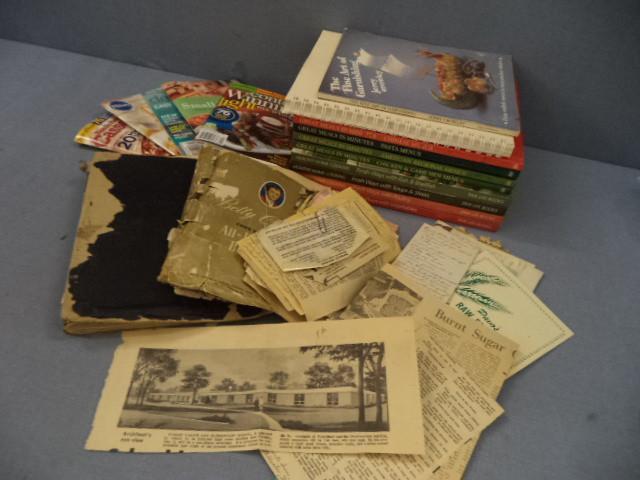 lot 123 image: Old Time Cookbooks