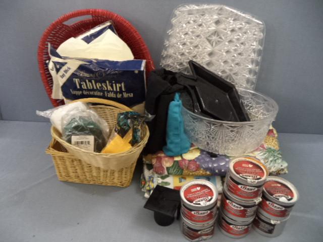 lot 137 image: Banquet Supplies