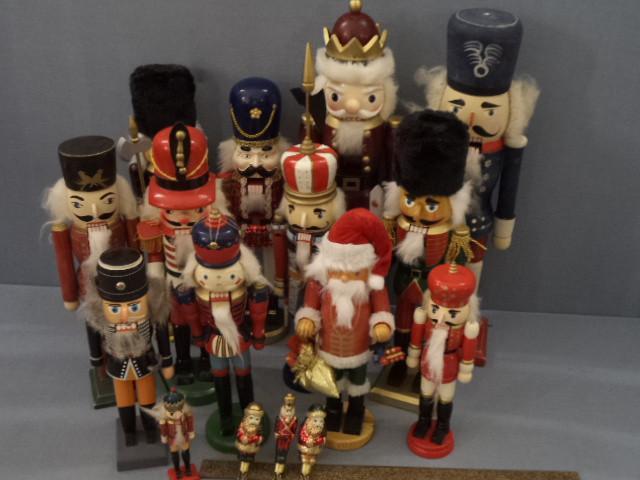 lot 144 image: Nut Crackers with German