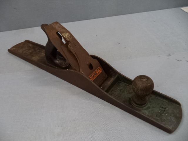 lot 151 image: Stanley No 7 Wood Plane