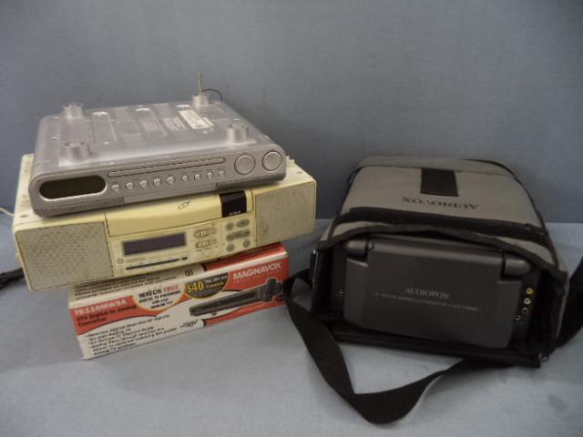 lot 169 image: Audiovok Portable VCR