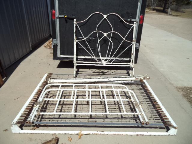 lot 2 image: Iron Scroll Work Bed