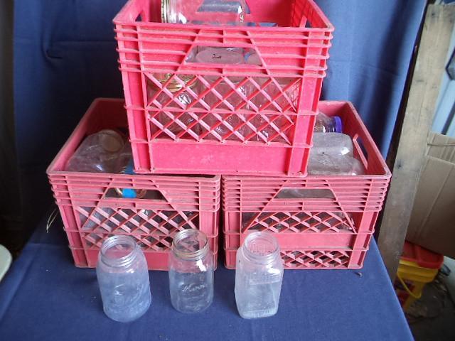 lot 25 image: 36 Quart Canning Jars