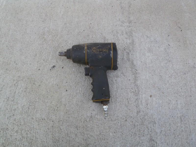 lot 34 image: Husky Pro Impact Wrench 12" ...