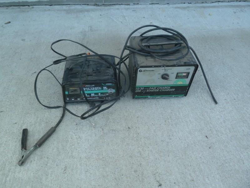 lot 50 image: Schumacher Battery Chargers 5010...