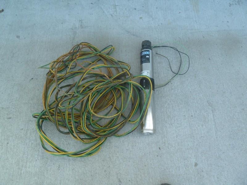 lot 51 image: Signature 2000 Submersible Well pum...