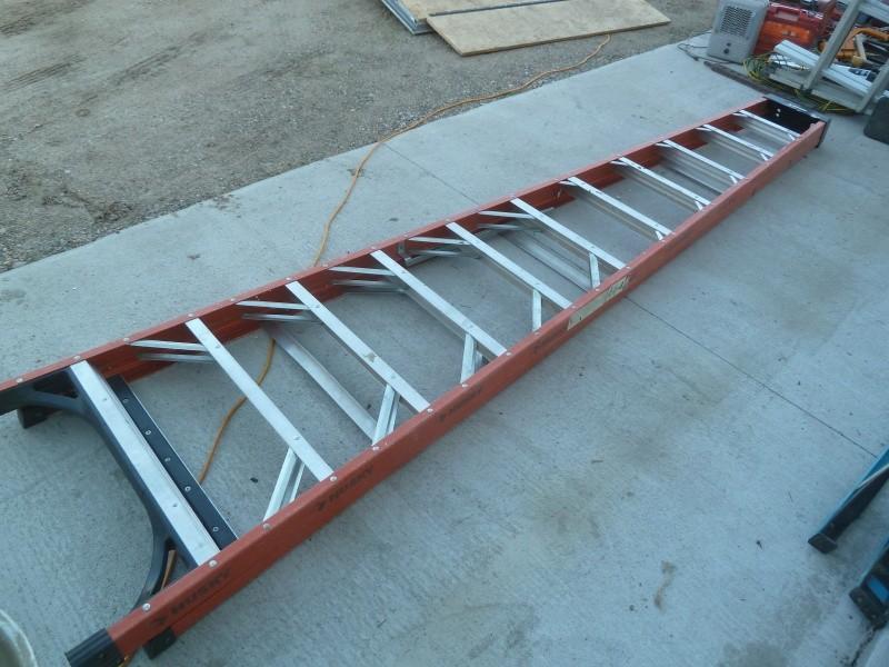 lot 57 image: Husky Fiberglass Ladder 12 Ladder...
