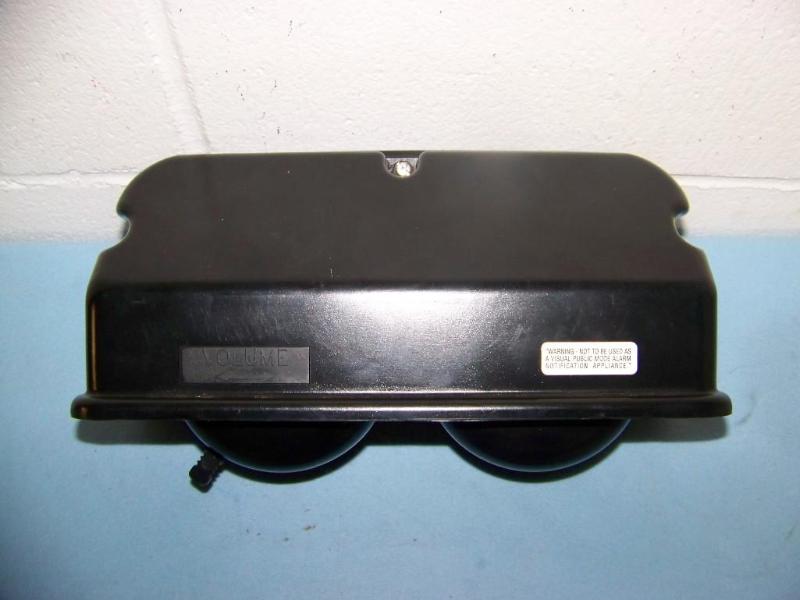 lot 102 image: Outdoor Loud Ringer