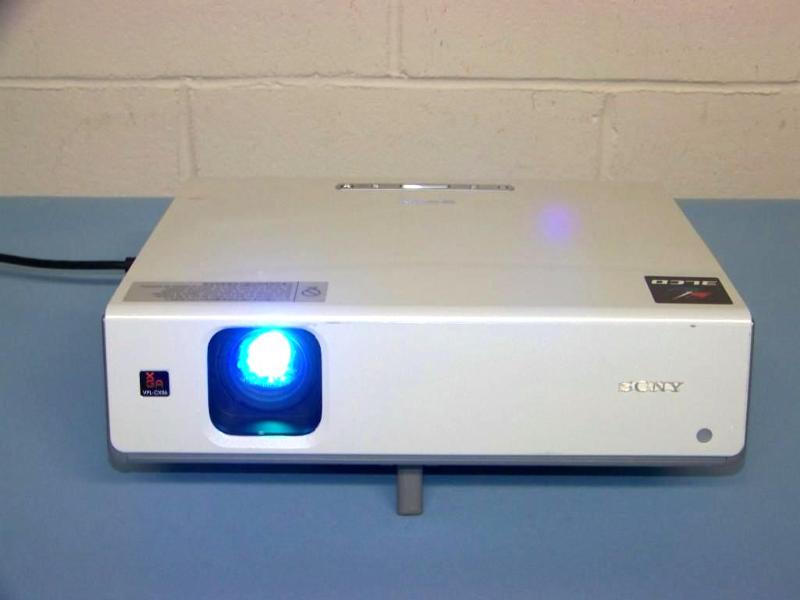 lot 3 image: Sony, VPL-CX86, LCD Projector