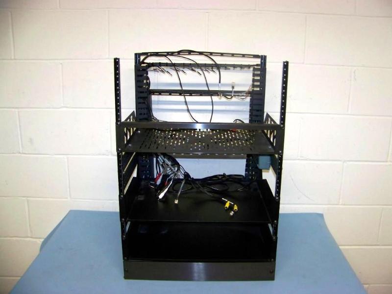 lot 49 image: Middel Atlantic, Component  Equipment Rack