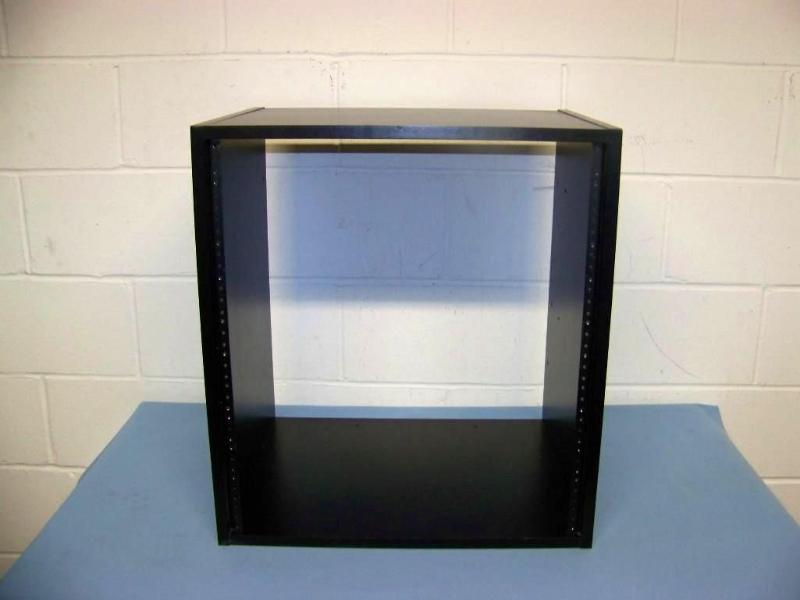 lot 50 image: Component  Equipment Rack