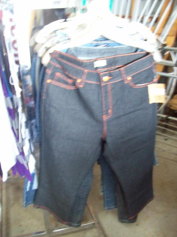 Womens jeans -New -Size 1516 item...