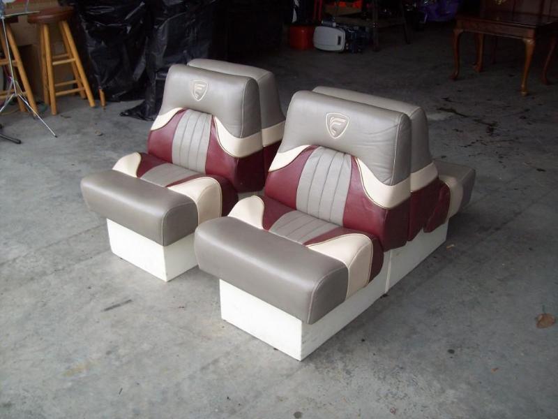 2 Boat seats -Very good condition -...