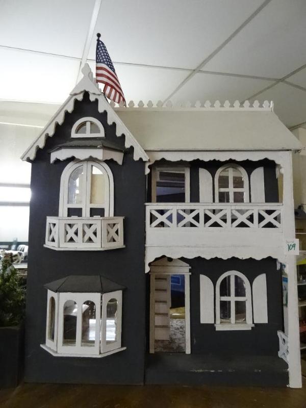 Wood Dollhouse-NO DcorAccessories ...