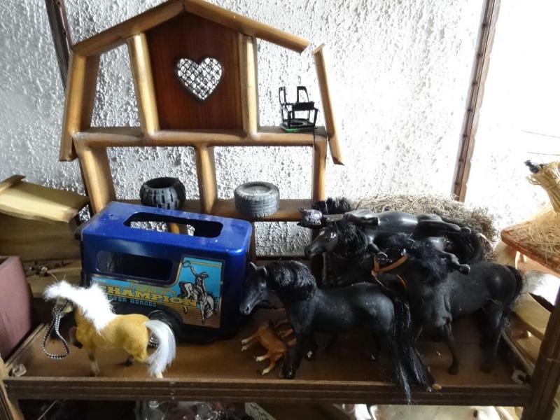 Radio Flyer Wagon, Champion Horse T...