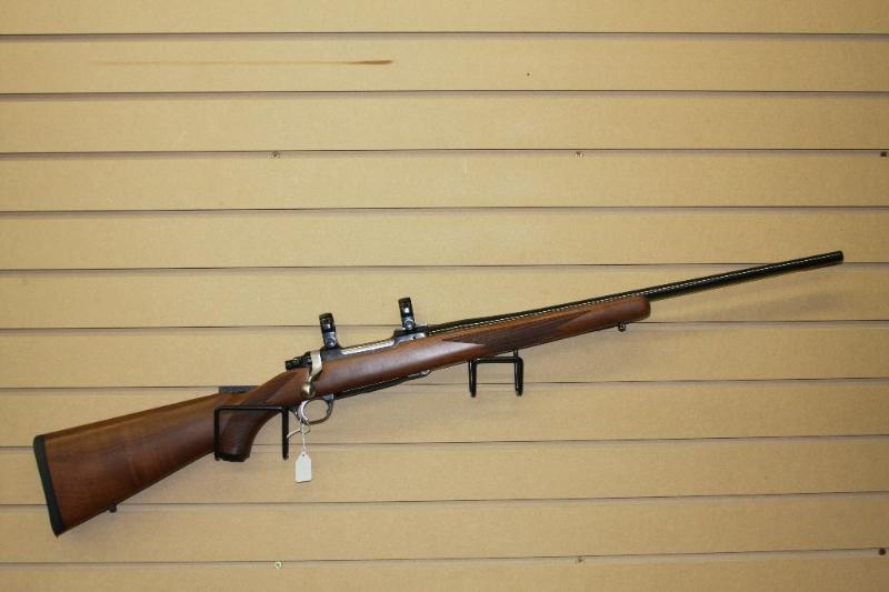lot 15 image: Ruger M77 Mark II 243 ...