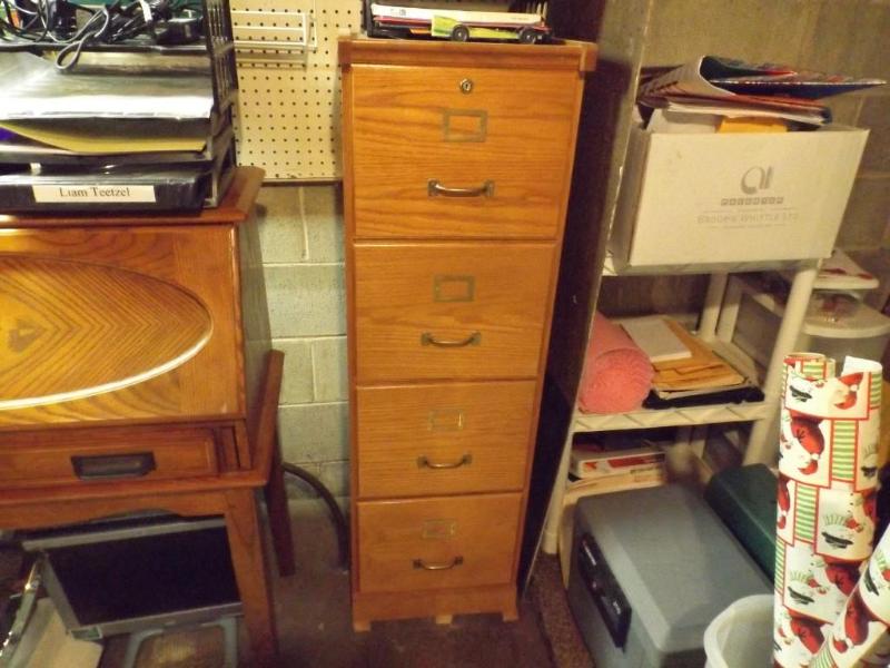 lot 27 image: Solid wood file cabinet 4 Drawer, g...
