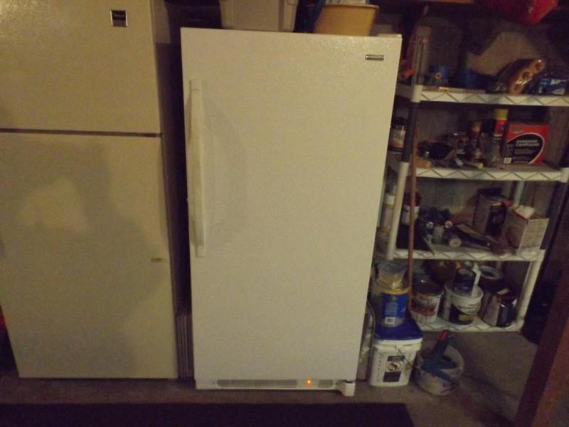 lot 37 image: Kenmore Freezer Stand Up Frost Free...